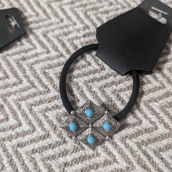 Silver and Turquoise Hair Ties / Hair Jewelry - Picture 4 of 6